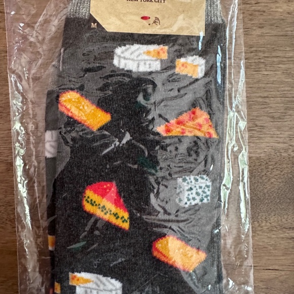 Jimmy Lion NYC Socks TUNA & CHEESE 2 pair new in package Unisex socks - Picture 4 of 4